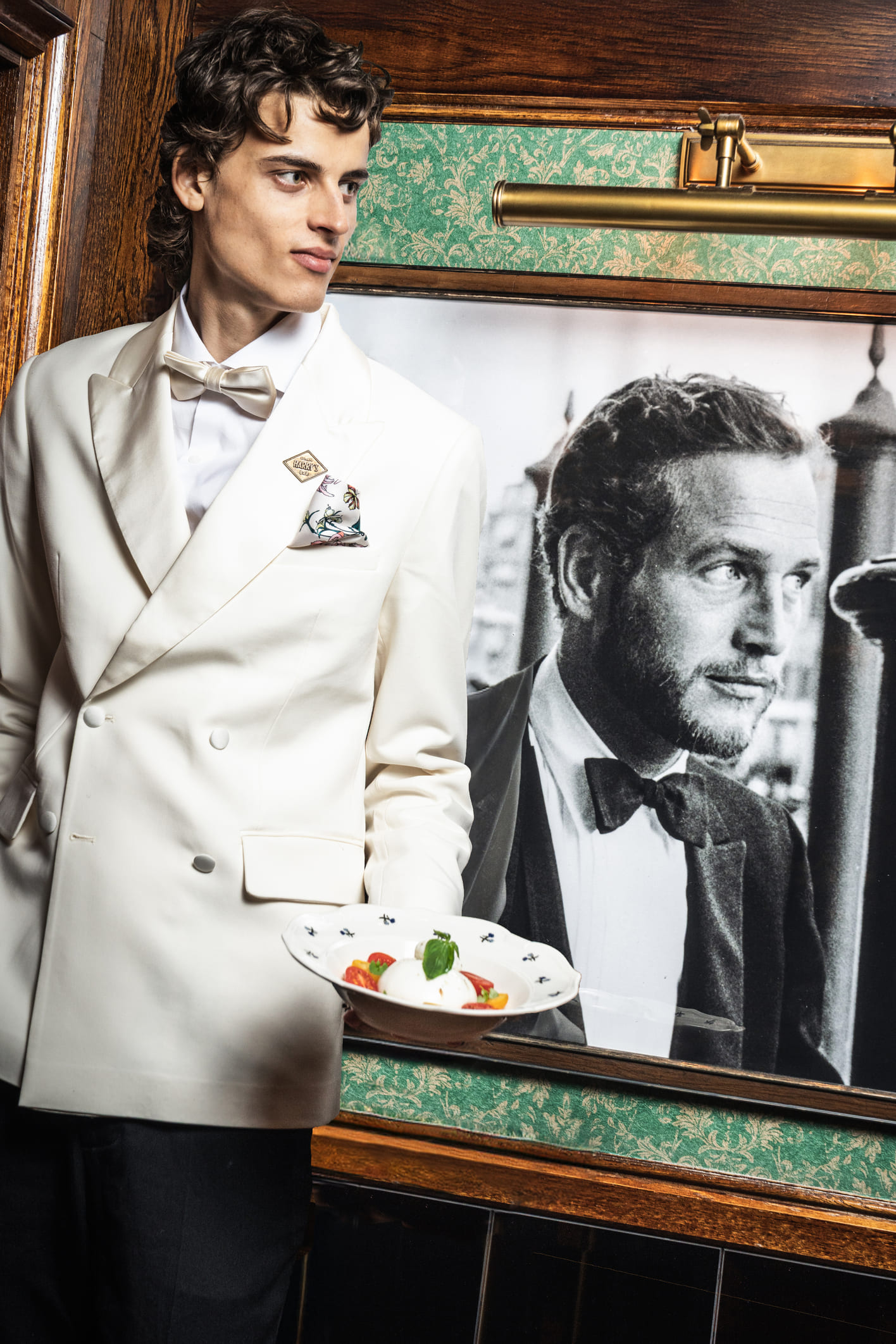 waiter at harrys covent garden